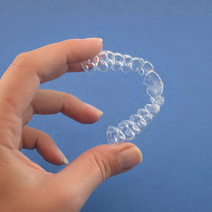 Protège-dents unicolore sur mesure avec kit d’empreinte